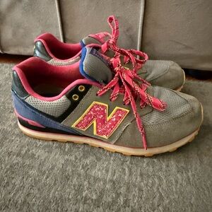 New Balance Gray and Pink Sneakers with Yellow Accents